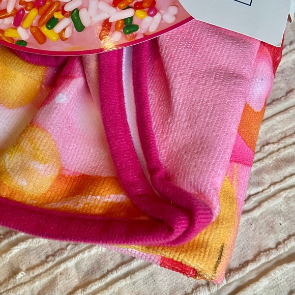 NEW Round 4’ Large Donut Beach Towel NWT Over 4 Feet - Picture 4 of 10